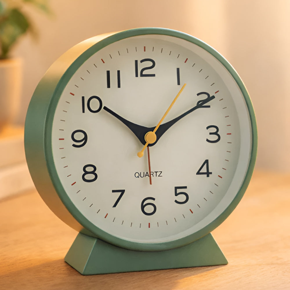 Silent Quartz Vintage Alarm Clock
