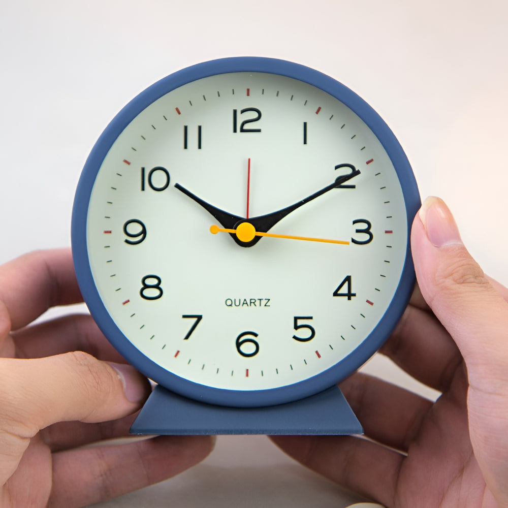 Silent Quartz Vintage Alarm Clock