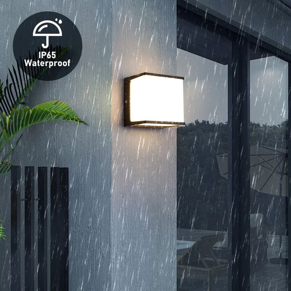 AeroCube Outdoor Wall Light