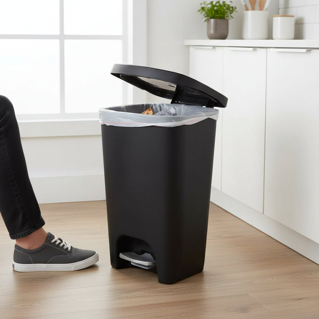 13 Gallon Step Pedal Trash Can
